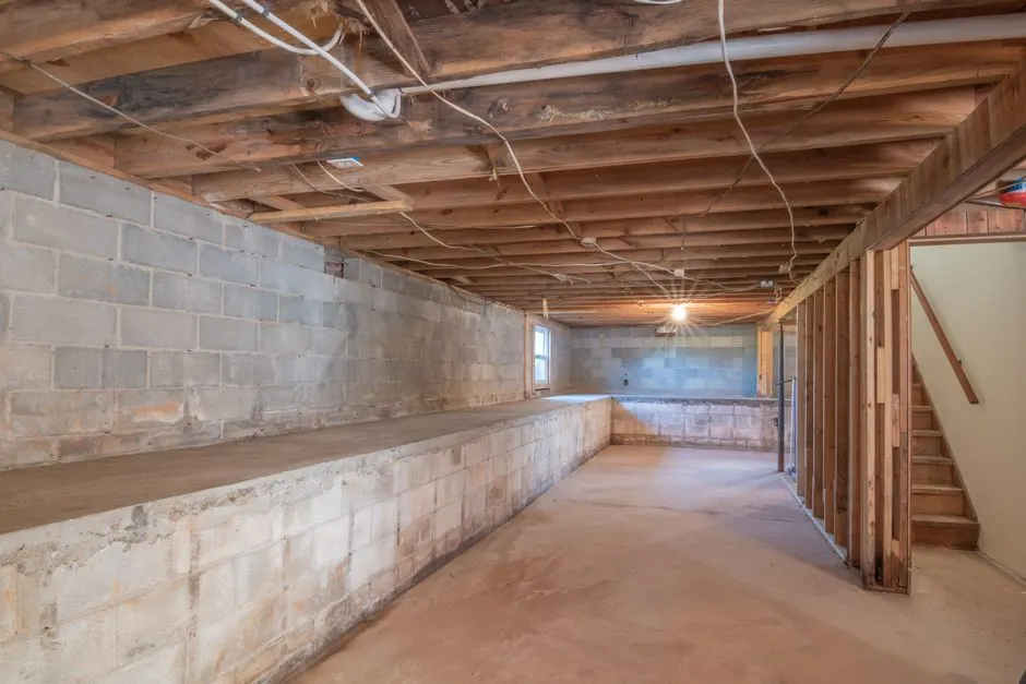 Apex Focus Spray Foam — Spray foam removal you can rely on